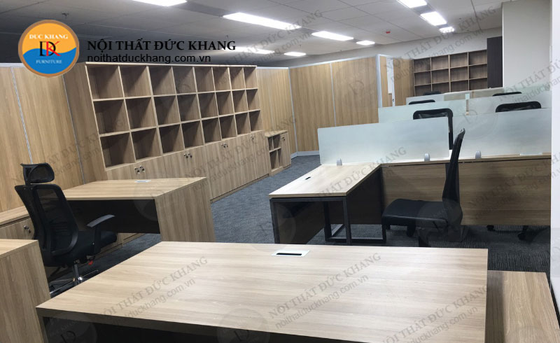 Thi công vách ngăn văn phòng tại công ty Conico