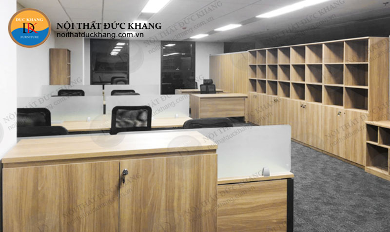 Thiết kế vách ngăn văn phòng bền đẹp, hiện đại, tạo không gian riêng tư khi làm việc tại công ty Conico