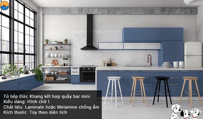 Tủ bếp xanh nước biển phá cách với quầy bar mini