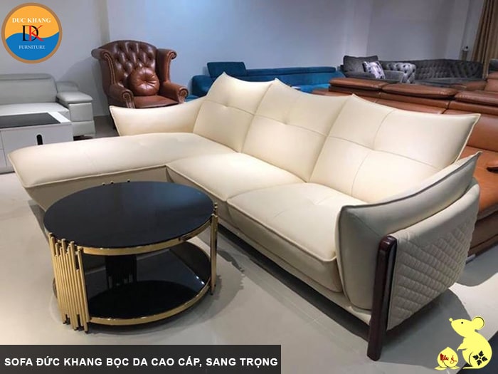 Sofa da màu trắng Đức Khang hợp tuổi Giáp Tý 1984