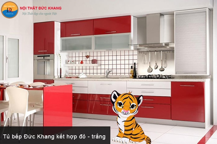 Tủ bếp Đức Khang kết hợp đỏ - trắng hợp tuổi Bính Dần 1986