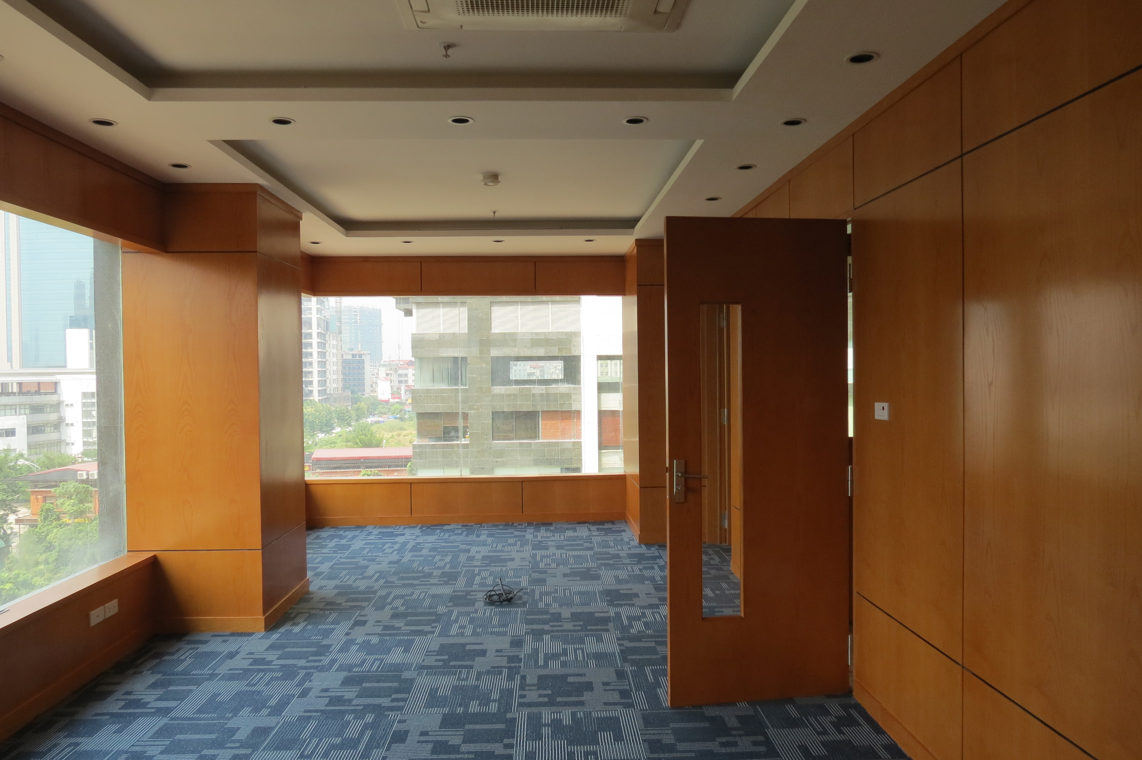 Nội thất công ty thiết kế y tế Tây Bắc