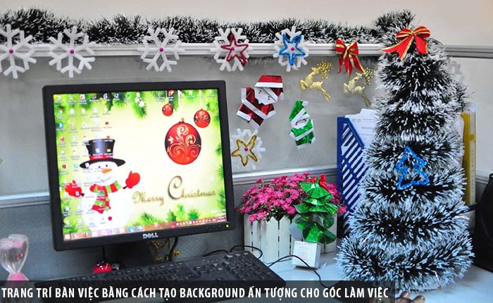 Trang trí bàn việc bằng cách tạo background ấn tượng cho góc làm việc