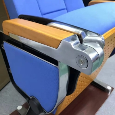 Ghế hội trường nhập khẩu chân nhôm đúc kiểu dáng chữ Q, bọc nỉ, tay vịn ốp gỗ kèm bàn viết