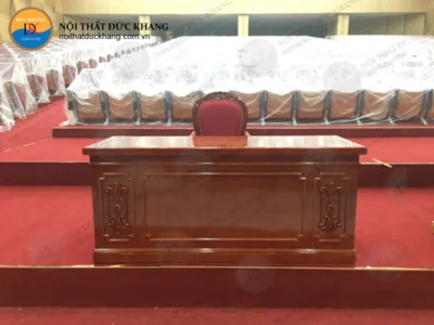 DKBHT01 | Bàn hội trường gỗ tự nhiên cao cấp