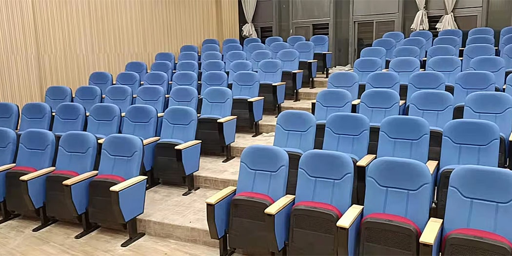 Ghế hội trường nhập khẩu kèm bàn viết, tay vịn ốp gỗ, đệm mút bọc nỉ xanh WH512-1 Ghế hội trường nhập khẩu kèm bàn viết, tay vịn ốp gỗ, đệm mút bọc nỉ xanh WH512-1