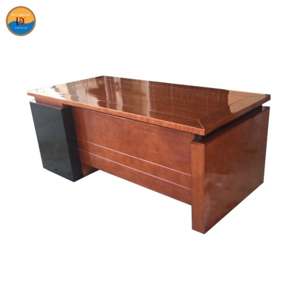 DKBHT29 | Bàn hội trường gỗ tự nhiên phủ Veneer sang trọng