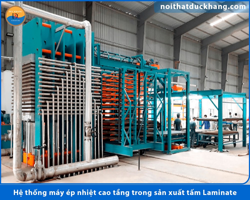 Hệ thống máy ép nhiệt cao tầng trong sản xuất tấm Laminate