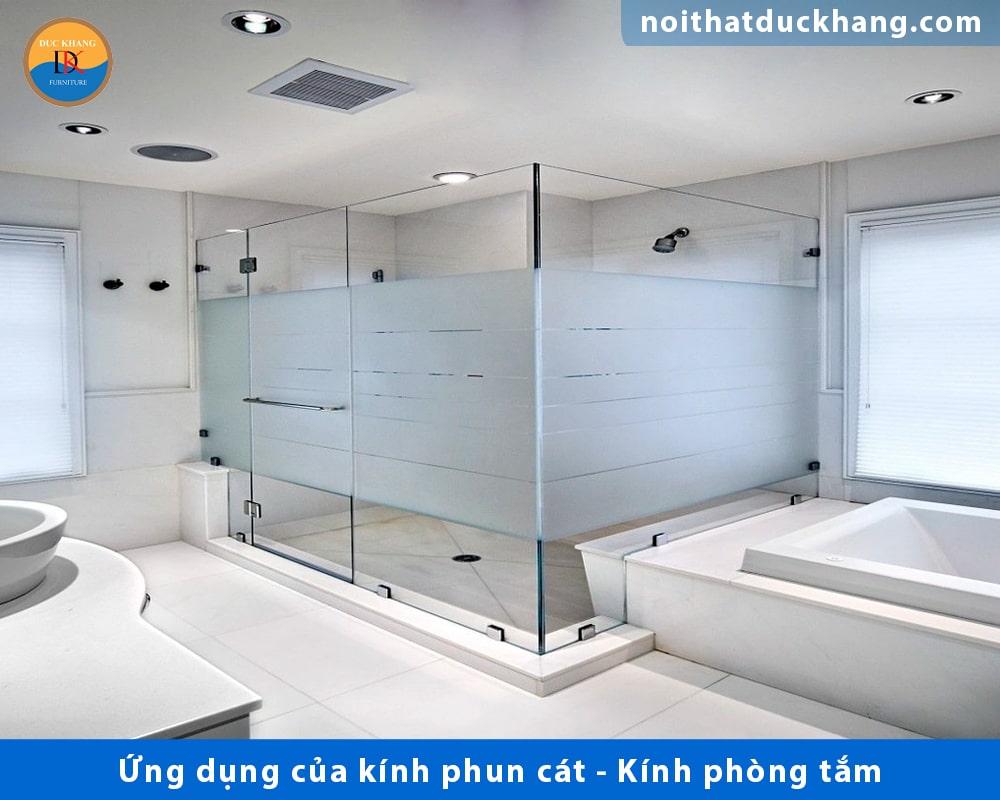 Ứng dụng của kính phun cát - Kính phòng tắm