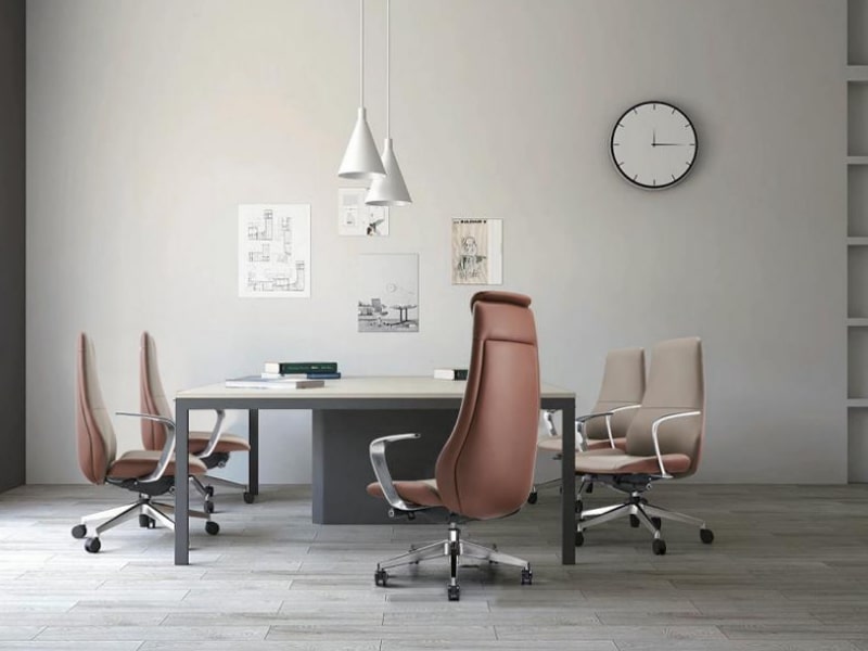 Ghế giám đốc nhập khẩu chân xoay lưng da, tay vịn thép không gỉ Đức Khang Caleb-H