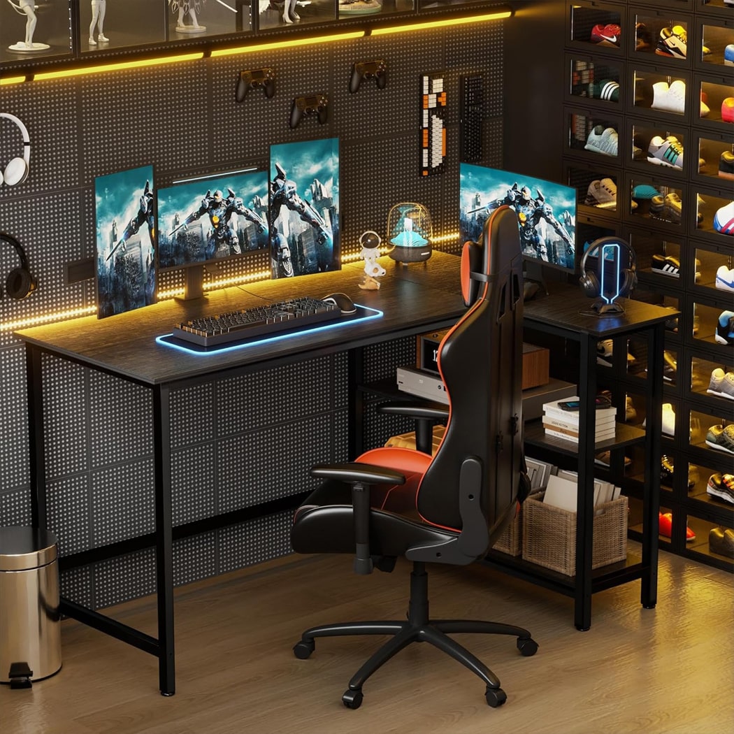 Bàn làm việc tại nhà chữ L, kệ mở 2 tầng đảo ngược, chân tĩnh điện BTNDK18