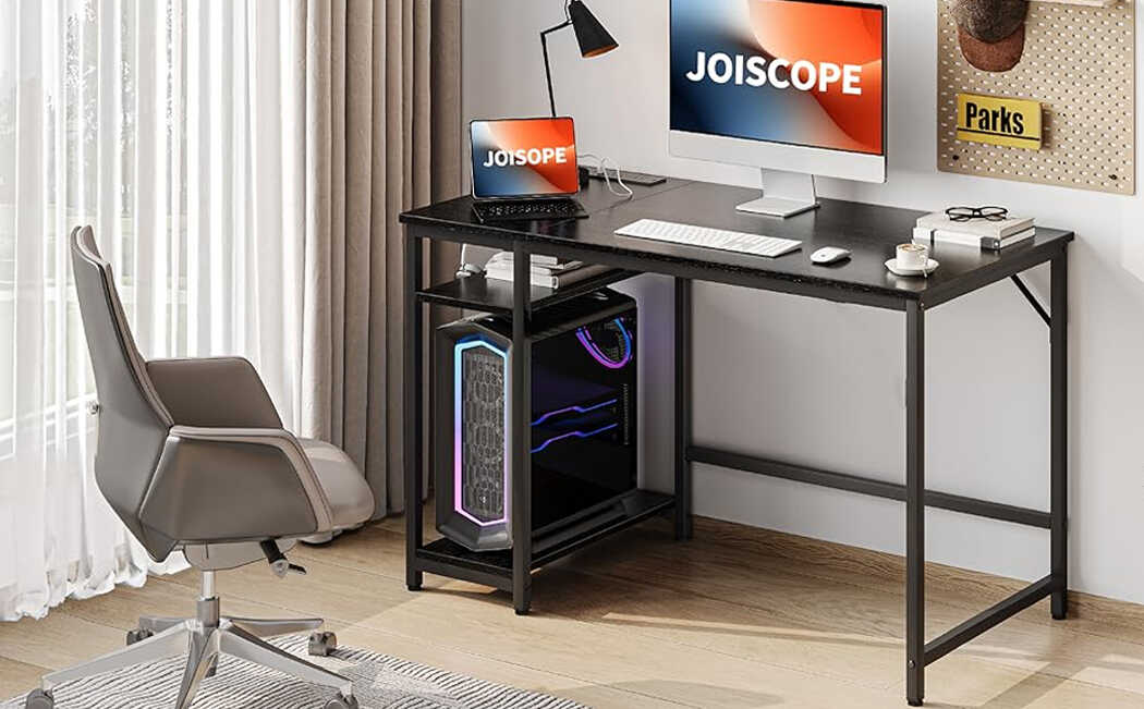 Bàn làm việc tích hợp ổ cắm, kệ lưu trữ 2 tầng, móc treo tai nghe BTNDK21