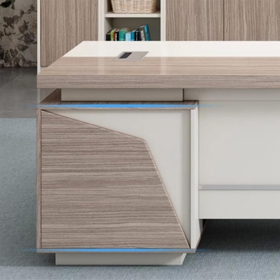 Bàn giám đốc hình chữ L, chân bàn dạng hộp vuông chắc chắn DKFBGD113