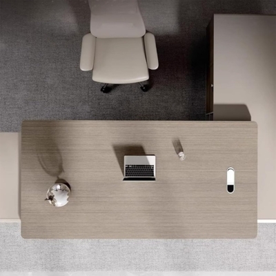 Bàn giám đốc chữ L kèm tủ phụ đa năng, yếm bàn dạng kín kèm đèn LED DKFBGD99