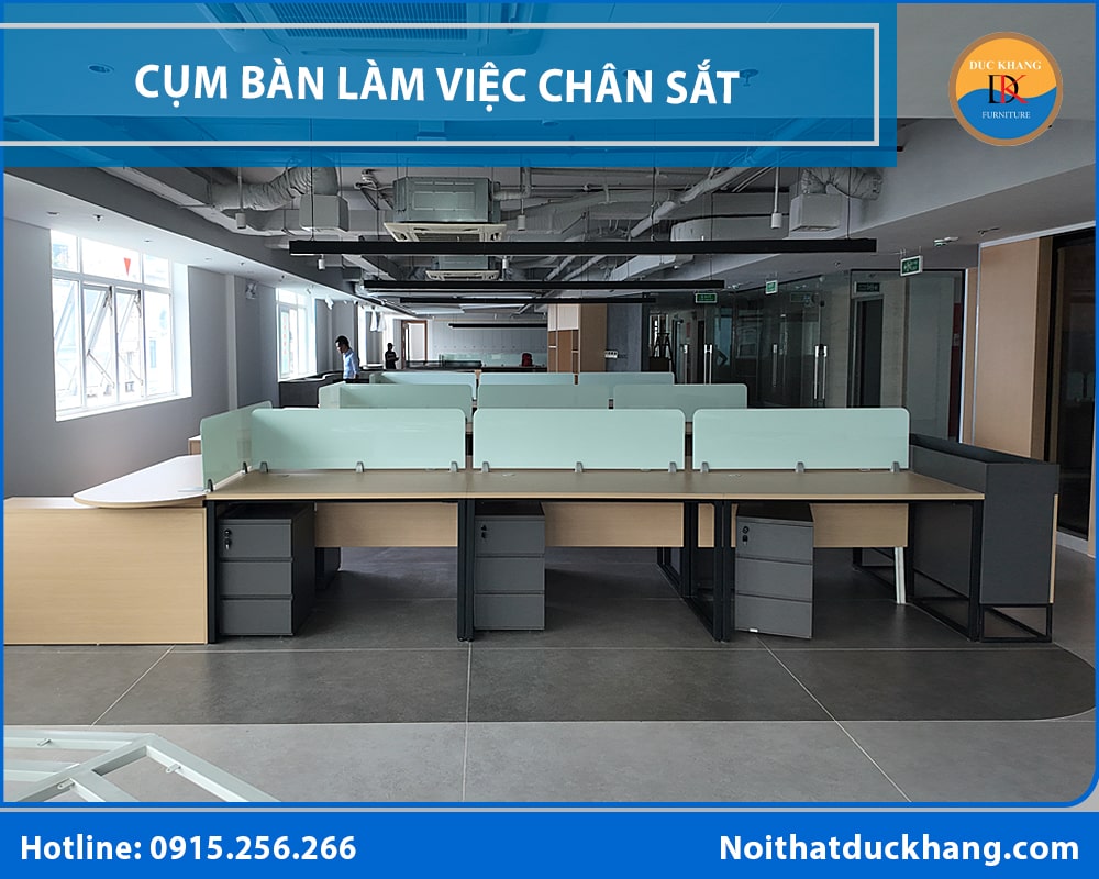 Cụm bàn làm việc chân sắt