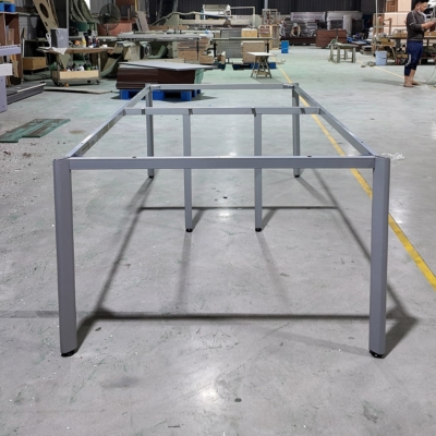 Bàn họp Hòa Phát chân sắt HRH2412C7